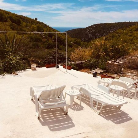 Villa Duboka, Otok Vis คอมีชา ภายนอก รูปภาพ
