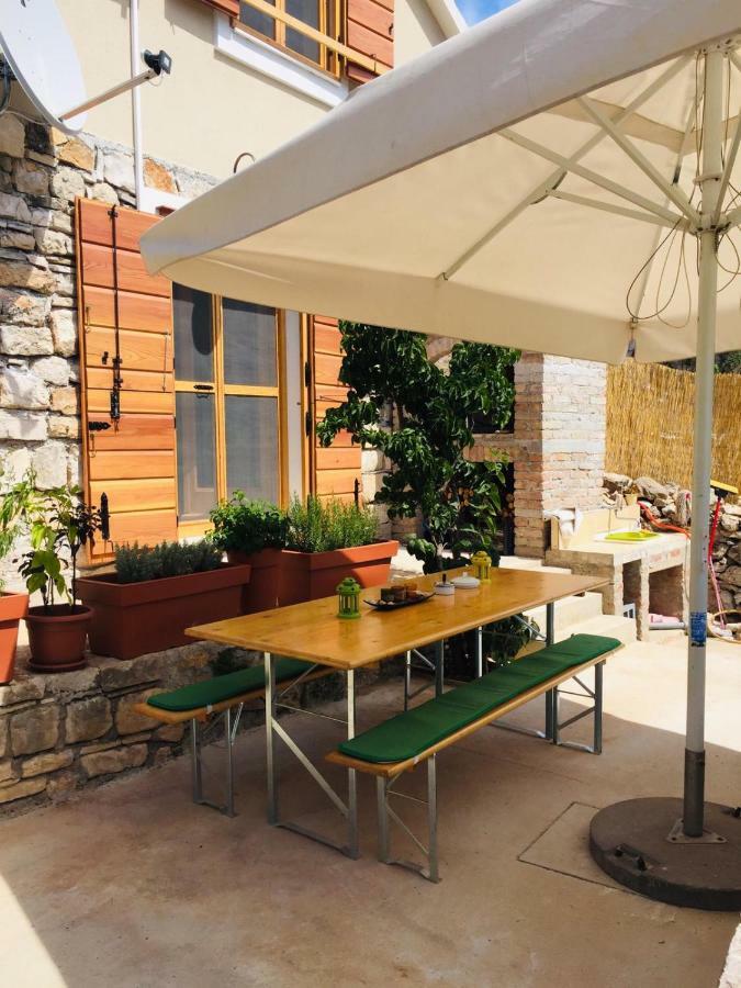 Villa Duboka, Otok Vis คอมีชา ภายนอก รูปภาพ